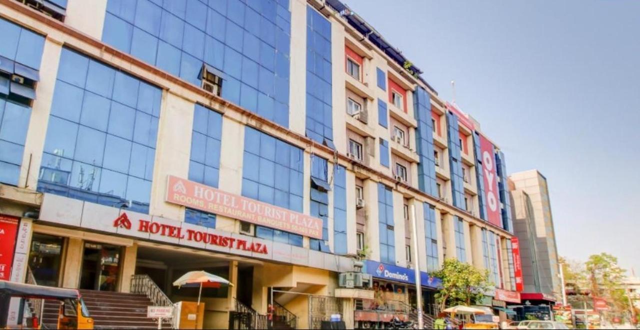 Fabexpress Tourist Plaza Χιντεραμπάντ Εξωτερικό φωτογραφία